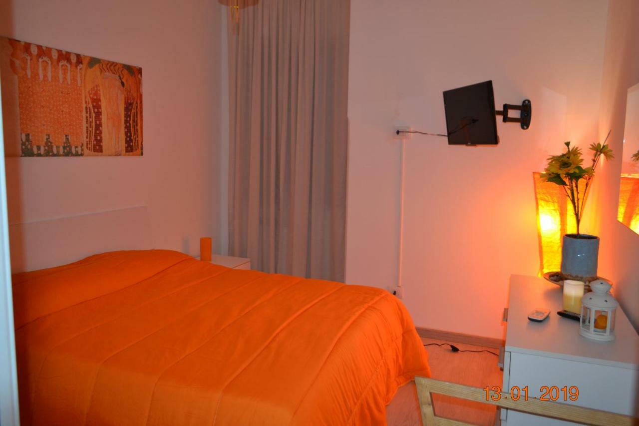 Valentina'S House Bed & Breakfast Pozzuoli Exterior photo